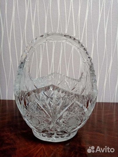 Хрустальная ваза
