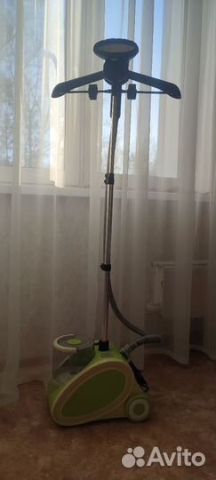 Отпариватель вертикальный напольный