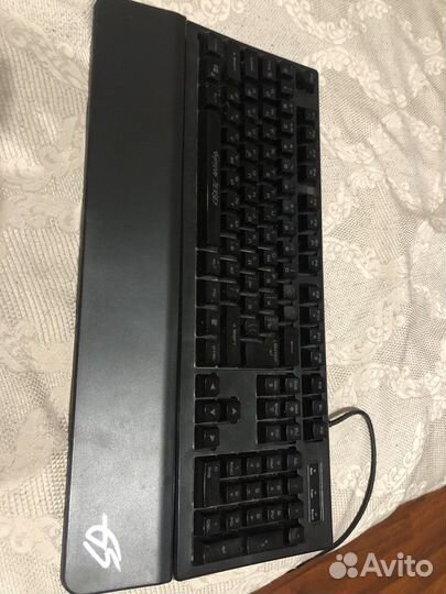 Игровая клавиатура с подсветкой