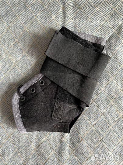 Бандаж для голеностопного сустава