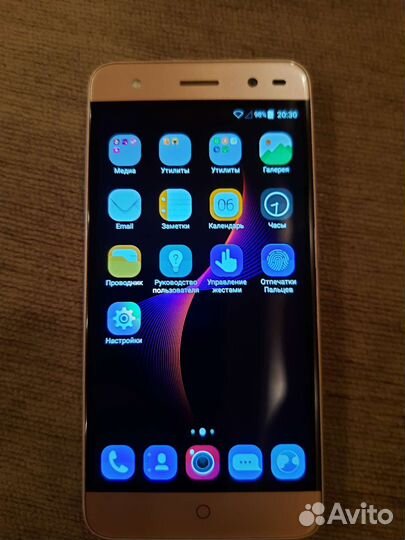 Телефон ZTE