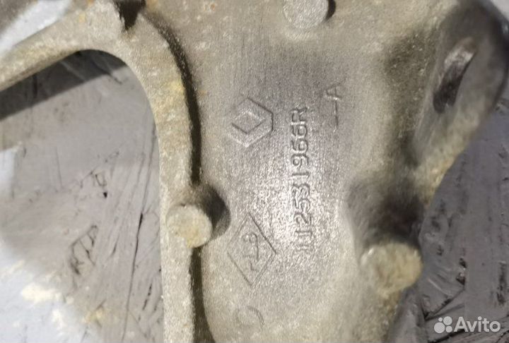 Опора кпп Renault Logan 2