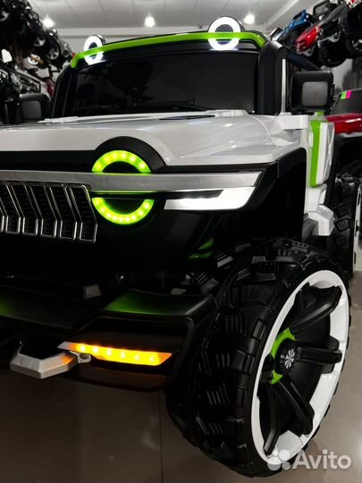 Детский электромобиль Jeep Wrangler хит продаж