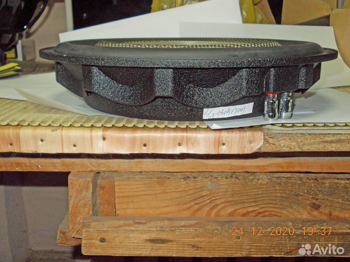 Сабвуфер 12'' толщиной всего 8см Great Electronics