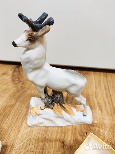 Статуэтка лфз, Дания, Янтарь, кость, стекло