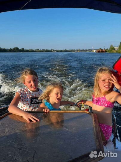 Прогулка на катере по Московским морям, аренда