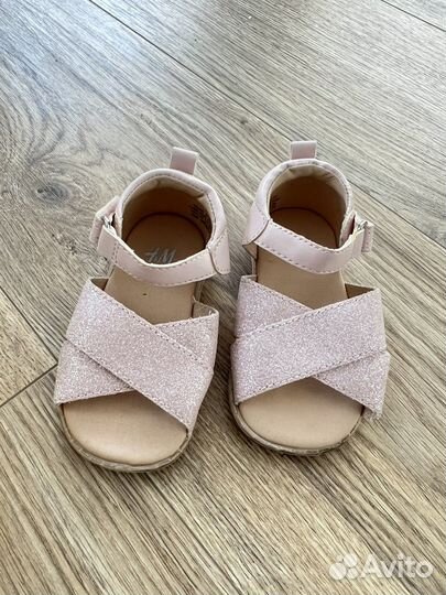 Босоножки mini melissa для девочки новые 21 размер