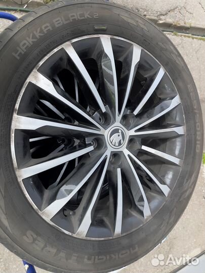 Nokian Tyres Hakka Black 2 XL 225/50 R18. Skoda