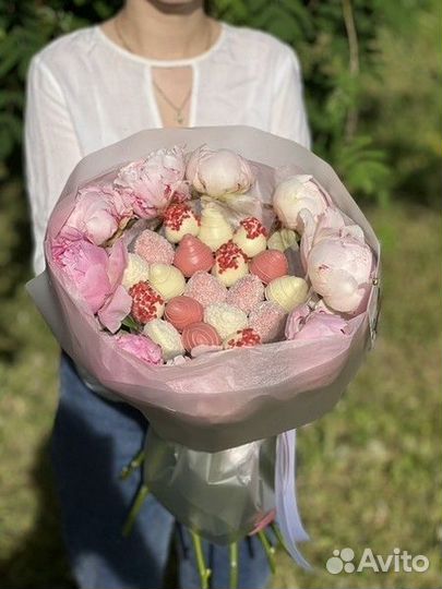 Клубника в шоколаде букет