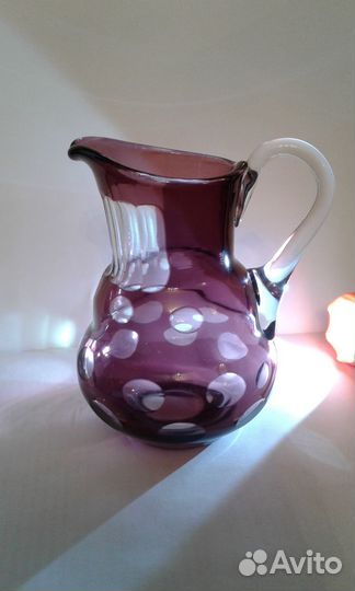 Кувшины из цветного стекла