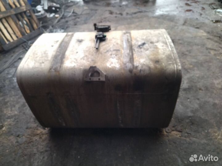 Топливный бак DAF XF 105 2008