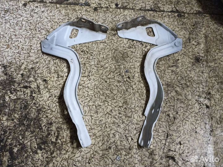 Петли капота hyundai solaris