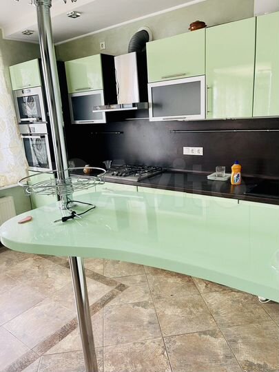 3-к. квартира, 105 м², 6/11 эт.