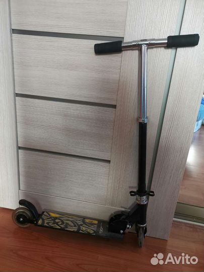 Самокат детский Hello wood