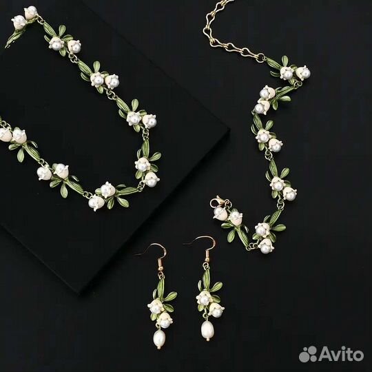 Чокер, серьги, браслет