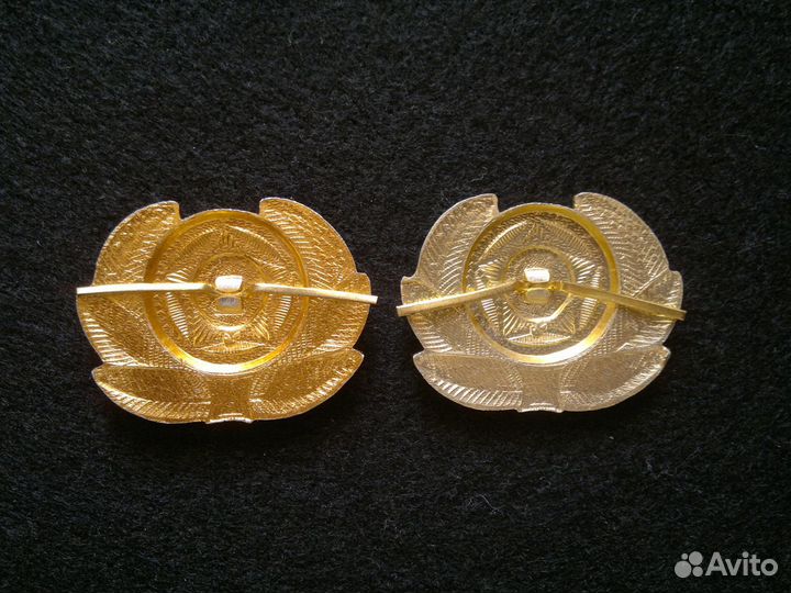 Жетоны СССР и России. Кокарды