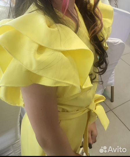 Комбинезон нарядный 140