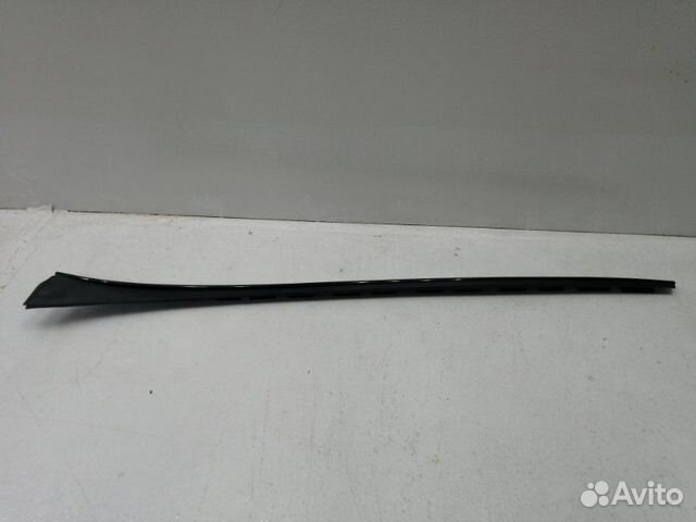 Молдинг лобового стекла правый Hyundai Santa Fe 3