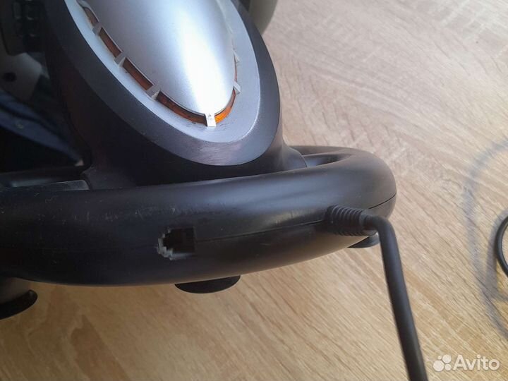 Игровой руль defender