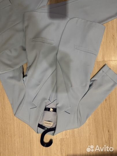 Костюм брючный