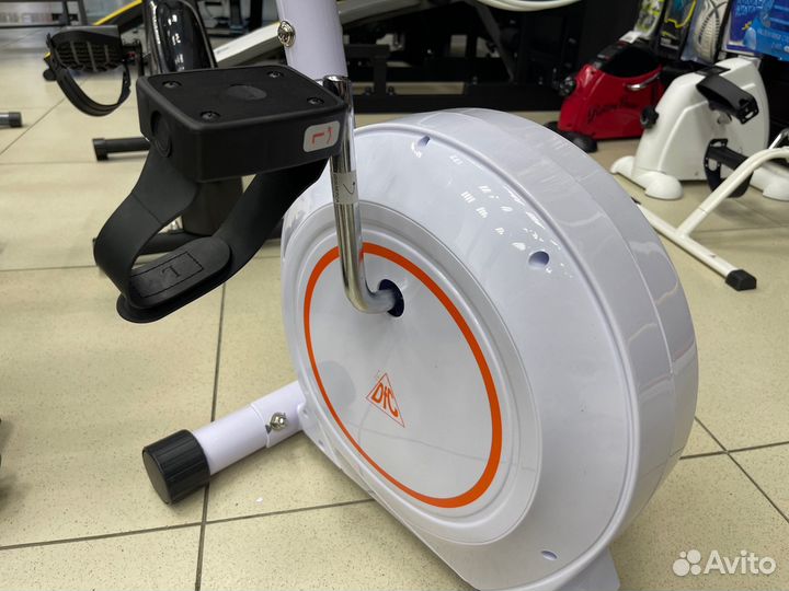 Велотренажер DFC B504RWO магнитный