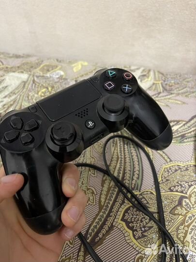 Sony playstation 4 PS4 отличное состояние оригинал