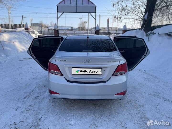 Hyundai Solaris 1.6 AT, 2015, 119 000 км