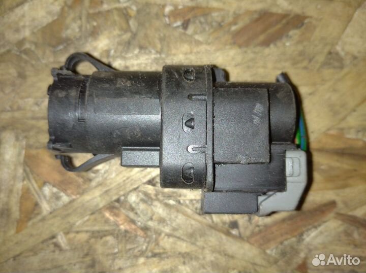 Датчик стопсигнала Форд Мондео