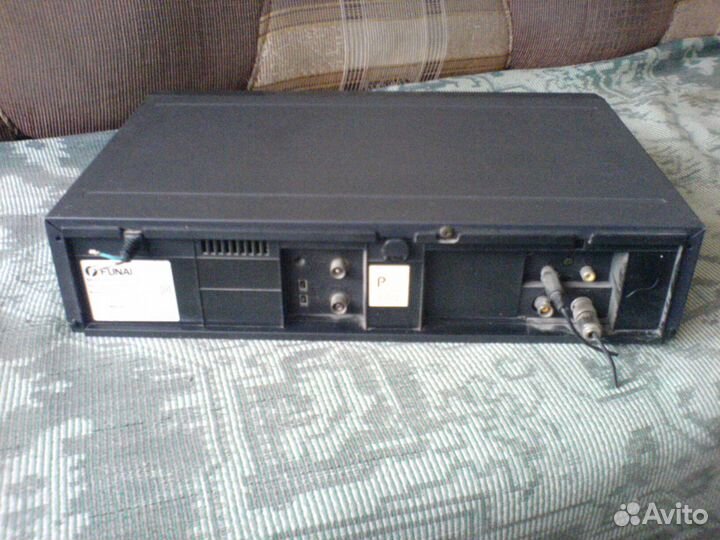 Видеомагнитофон funai V-8008CM
