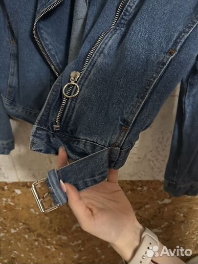 Джинсовая куртка