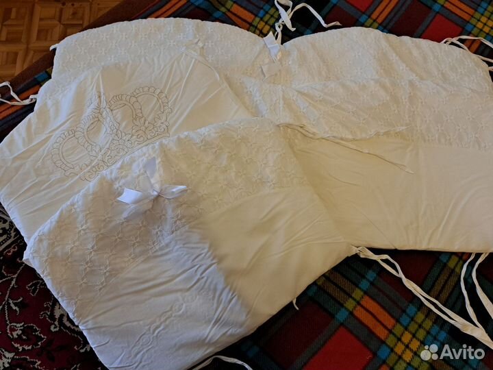 Бортики в детскую кроватку