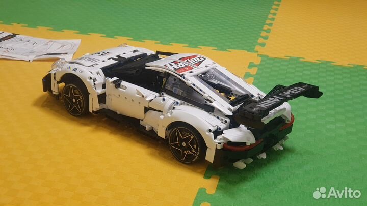 Lego машинка Porshe 911