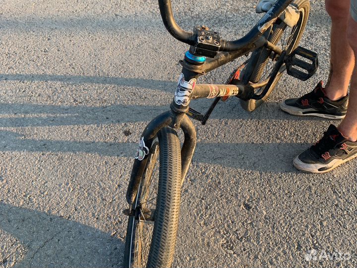 Трюковой велосипед BMX
