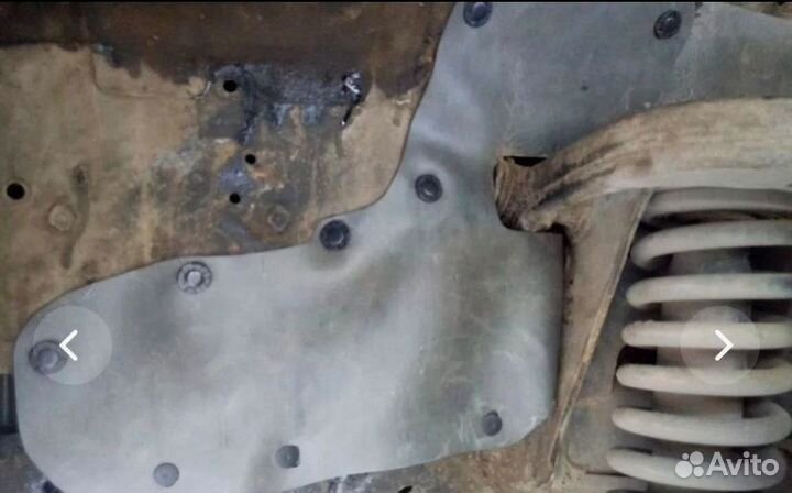 Боковые пыльники двигателя LC Prado 90\95 Surf185