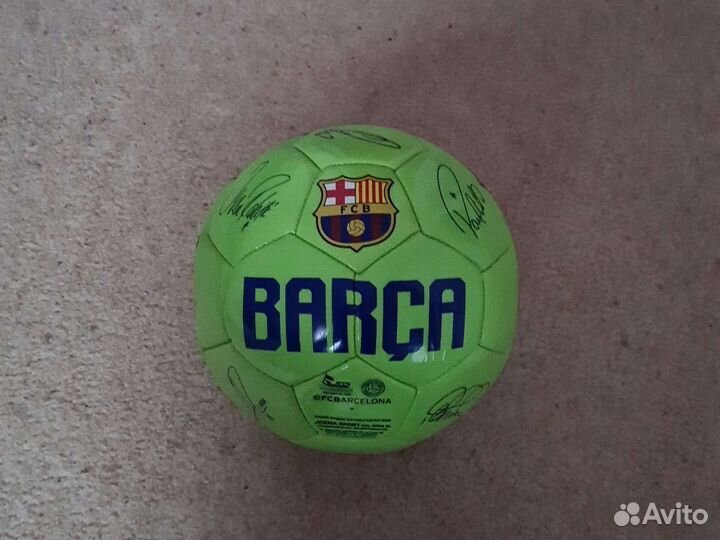 Футбольный мяч из Испании