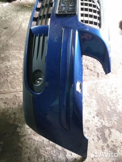 Бампер передний Volvo S40