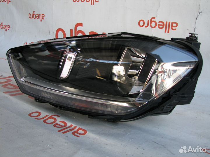 Фара передняя левая VW Golf Sportsvan 2013+