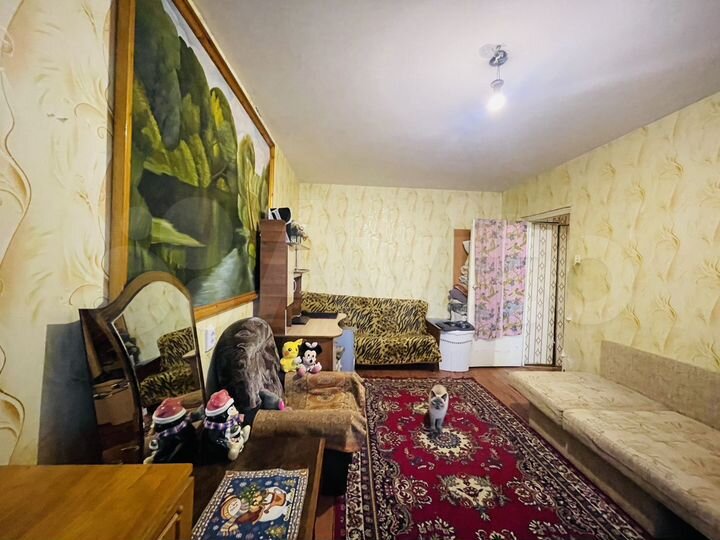 2-к. квартира, 52 м², 1/9 эт.