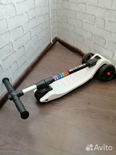 Самокат трёхколёсный детский