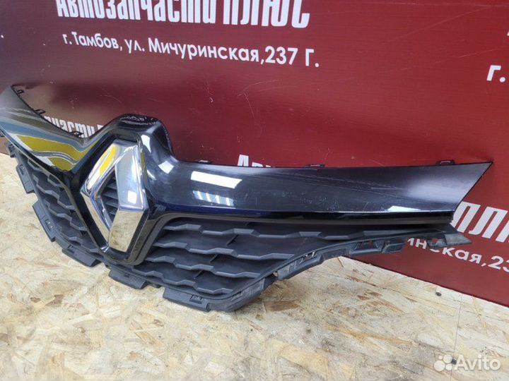 Решетка радиатора Renault Kaptur