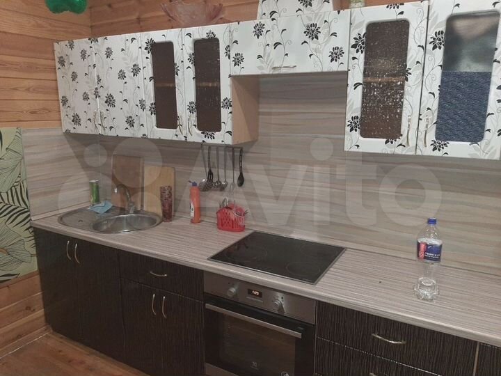 Дом 239 м² на участке 11 сот.