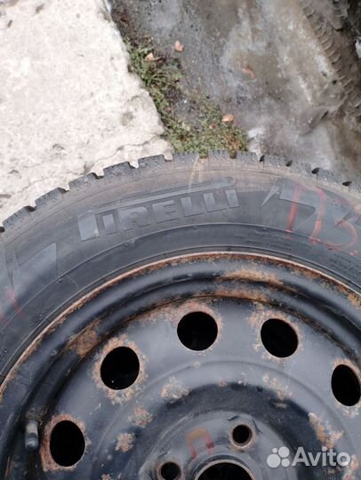 Pirelli Ice Zero 185/65 R15 92