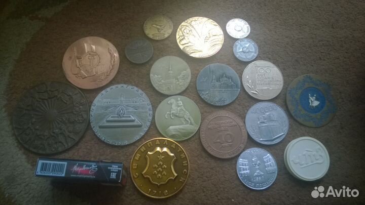 Медали настольные