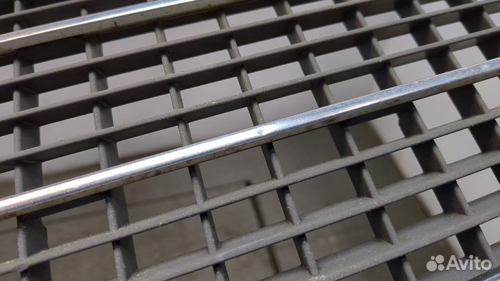 Решетка радиатора Mercedes C W202, 1996