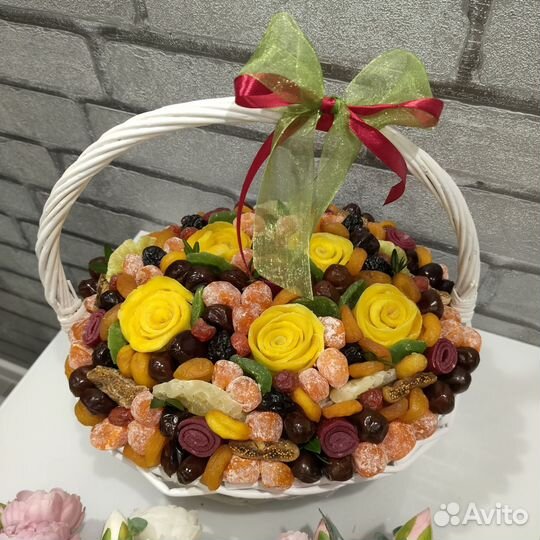 Букет из сухофруктов на 8 марта