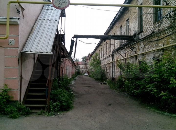 Нежилое здание 776,4 м²