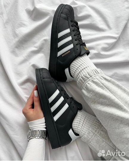 Кроссовки adidas superstar