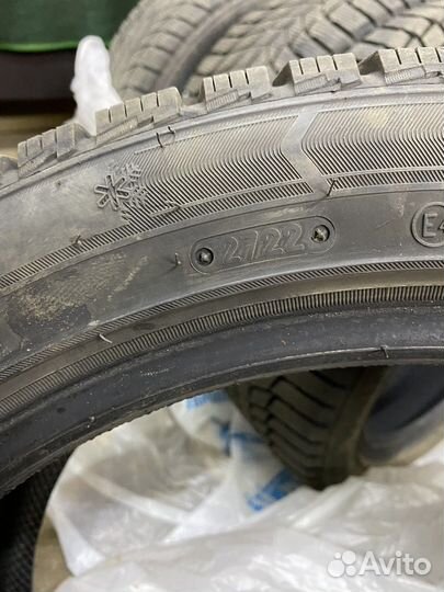 Triangle Sports TH201 235/45 R18 197B