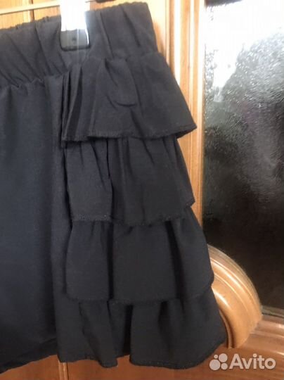 Шорты с рюшами 46,брюки D&G XL,юбка