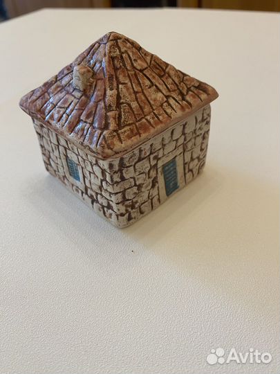 Шкатулка домик